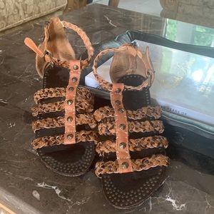 Gladiador sandals. Genuine leather.